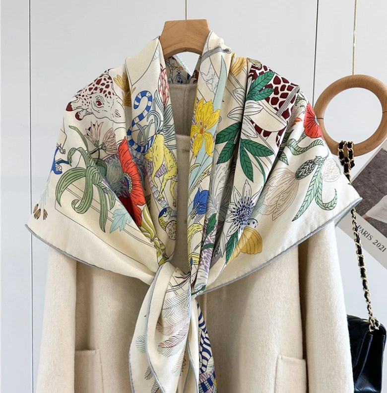 70% Cashmere 30% Silk Wrap Scarf garden Print Double Face Print Shawl 135X135cm - Image 3 of 4