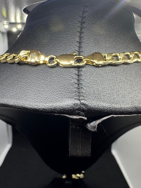 Alternate view of 24" Gold Plated Curb Chain With Eagle Pendant Bold Men’s Necklace