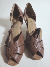 Very Fine Dance Shoes 6006 Brown Leather Narrow Women's Size 8 Heel 2.75 Inch