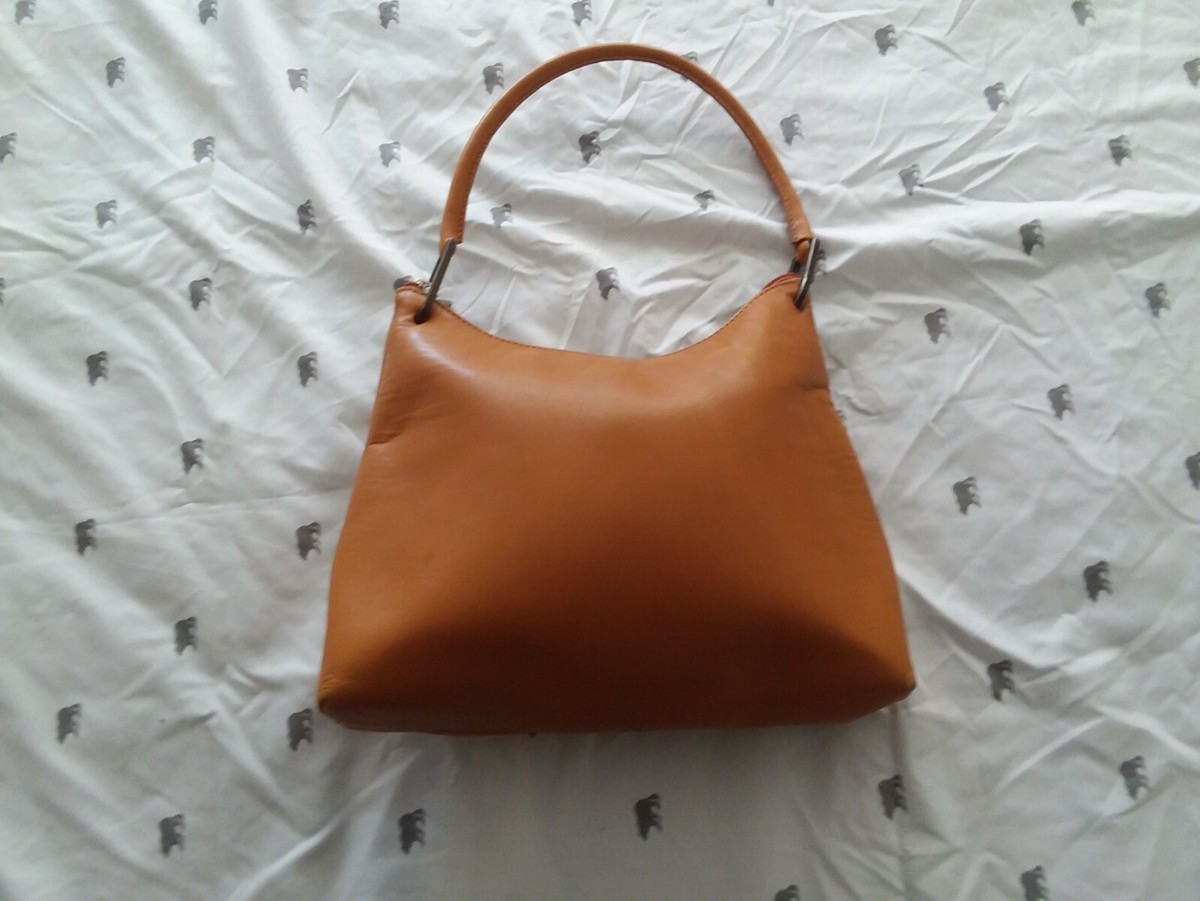 Stylish Tan Women\'s purse Emilie medium handbag with double flap in grained leather Tan main image 2