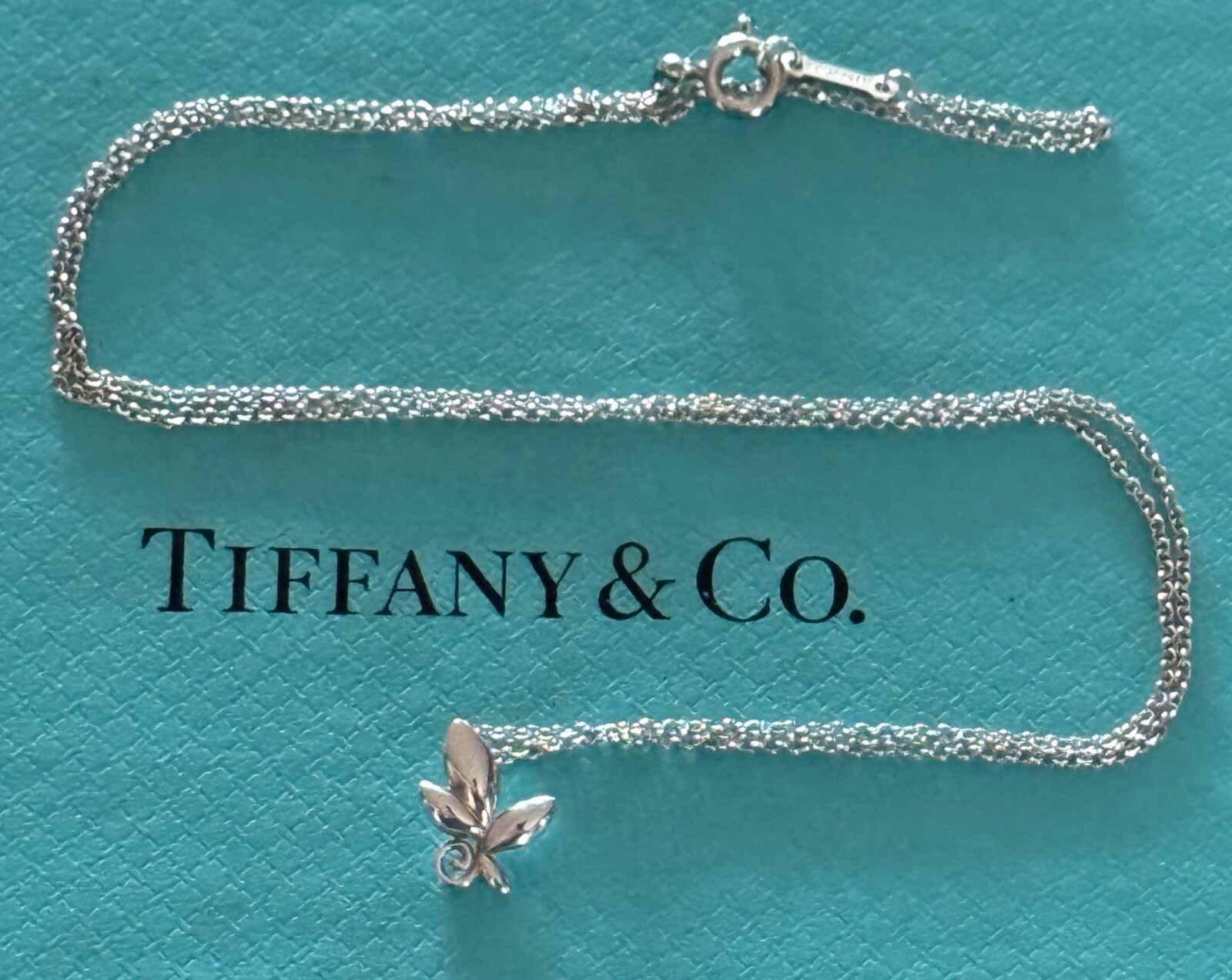 Tiffany & Co Paloma Picasso Olive Leaf  Pendant & Necklace Sterling Silver 925