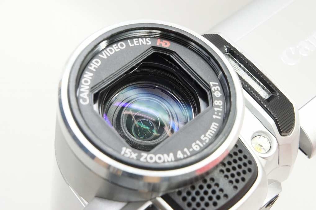 Canon　iVIS HF M32 Canon VIXIA HF M32 HD camcorder with 64GB flash memory at