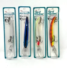 * THE REEF RUNNER * DEEP DIVER ' 800 SERIES ' MIXED LOT OF 4 '