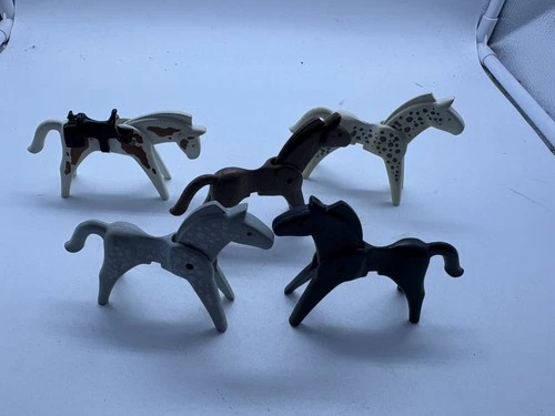 Playmobil Horse Lot of 5 Horses VTG Accessories