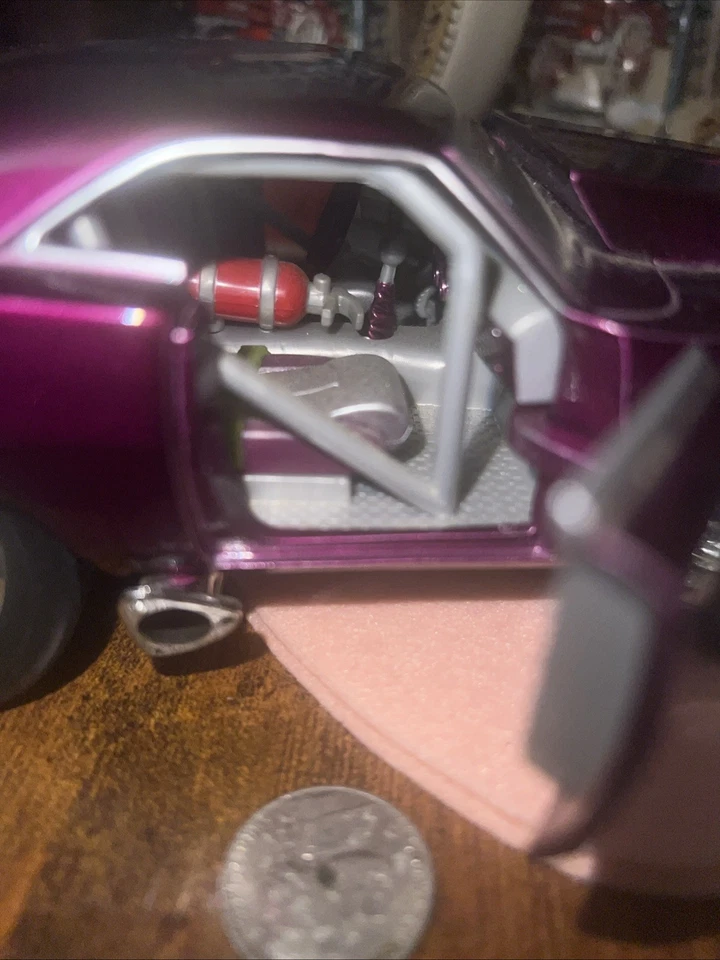 1969 Dodge charger Hemi Muscle Machines 1:24 Die-cast Steele, Purple Doors Open - Image 3 of 4