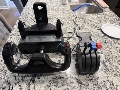 Logitech G Saitek Pro Saitek Flight Yoke & Throttle Quadrant System PC