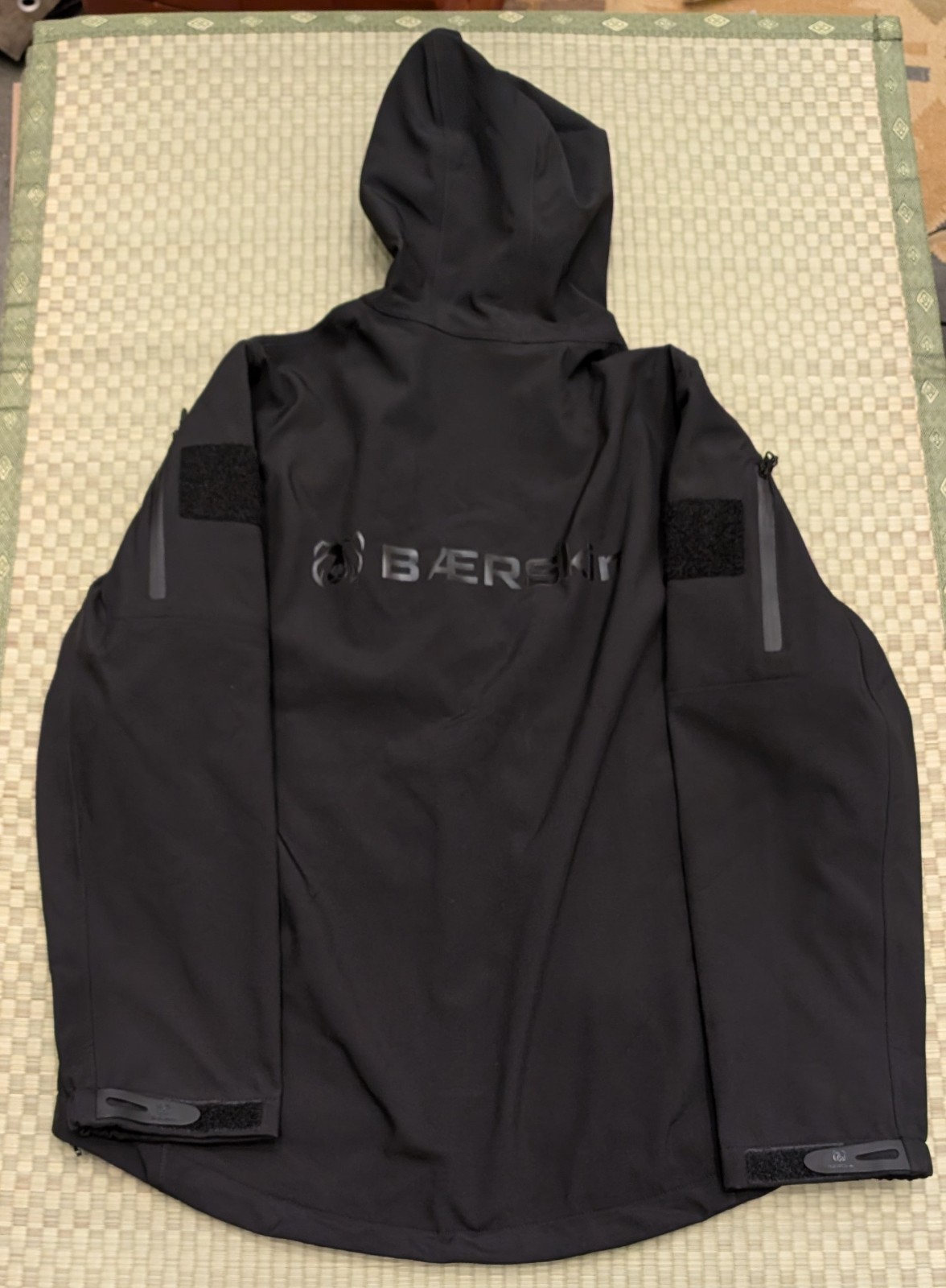 NWT Baerskin Waterproof Fleece-Lined Softshell Jacket Black Men's Size Large image 2