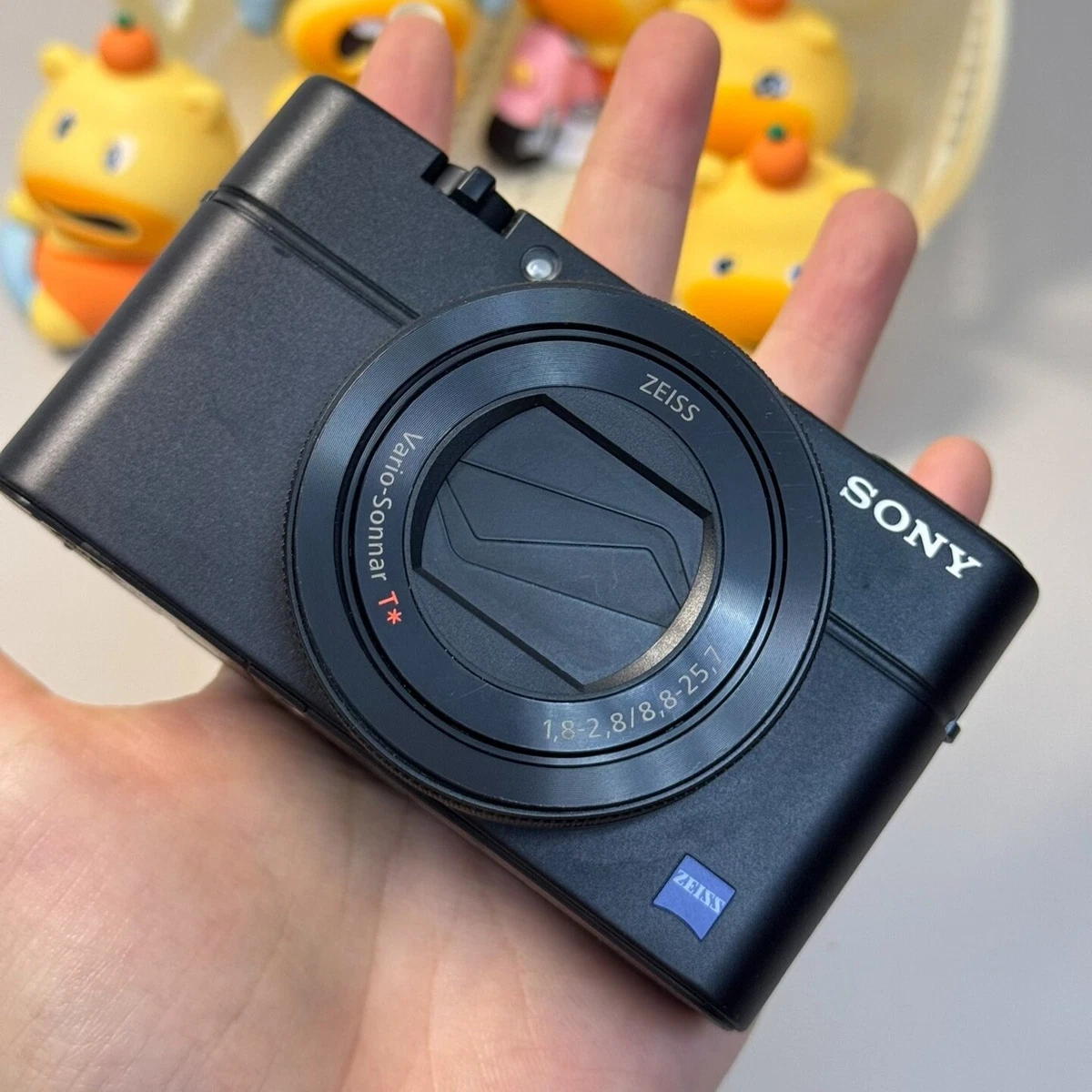 Sony Cyber-shot DSC-RX100 IV 10-19.9x Digital Zoom Digital Cameras