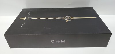 Blade Hookah BL12IN/Pure Black Blade ONE M Blade Hooka - Ohne Tabak