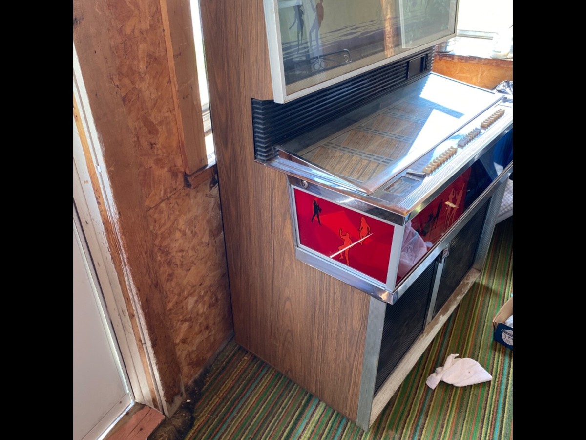 1966 SEEBURG JUKEBOX Stereo Showcase Model SS160 160 Phonograph