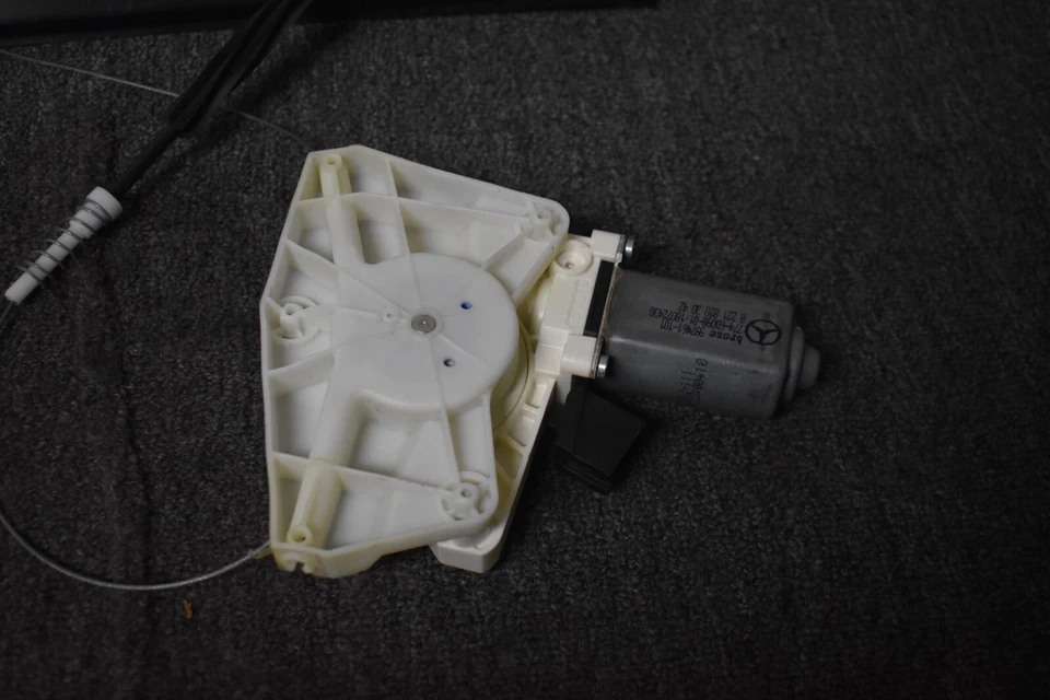 Mercedes Benz S550 2007-2013 moldura de motor de ventana OEM de fábrica Foto 4 de 4