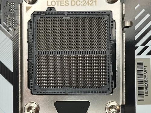 ASRock B650M Pro RS WiFi AM5 AMD SATA 6Gb/s Micro ATX Motherboard READ/FOR PARTS - Zdjęcie 8 z 9