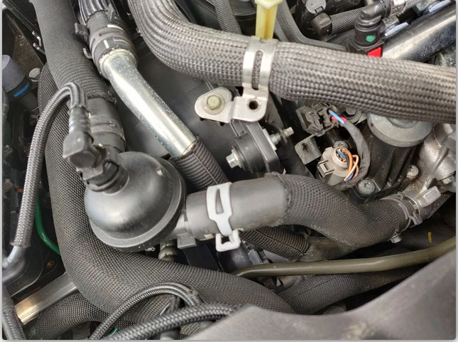 Universal LDR degassing capacity - Citroen Peugeot Jaguar - same part 🇪🇺 - Image 3 of 4