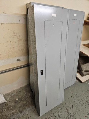 Cutler Hammer PRL1A 400 Amp Panel With Breakers 208Y/120 Volt 3 Phase 4 Wire