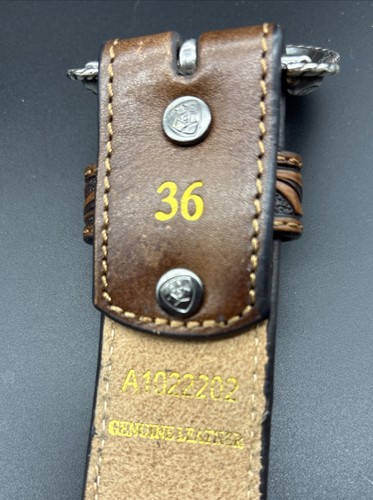 Cintura Ariat in pelle marrone lavorata concho taglia 36 western rodeo con fibbia - Foto 7 di 10