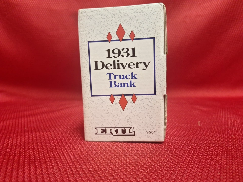 Vintage 1991 ERTL 1931 True Value Delivery Truck 1:34 Scale Die Cast Bank NEW - Image 4 of 4