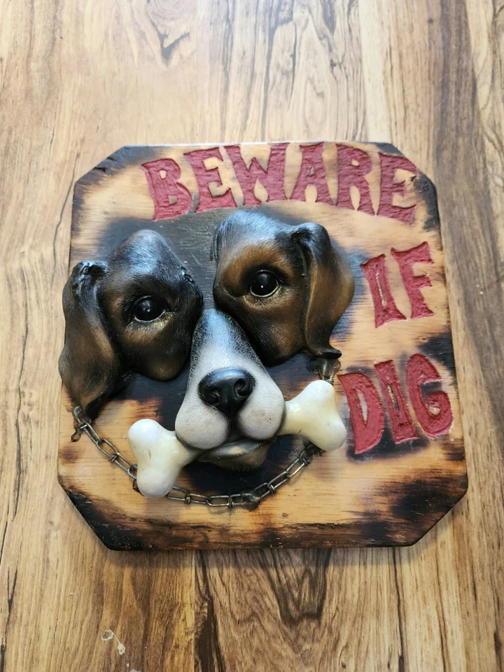 Vintage 1984 Beware of Dog 3D Wood Sign Beagle One Of A Kind YARD ART RARE FIND - Image 4 of 4