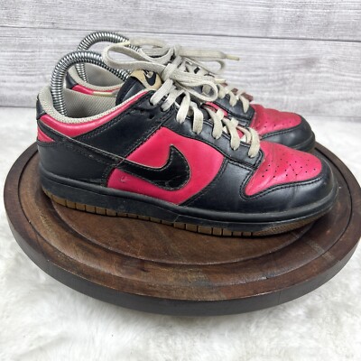 Nike SB Dunk Low Y2K Cerise Black Pink Gum Womens Size 6.5 309324