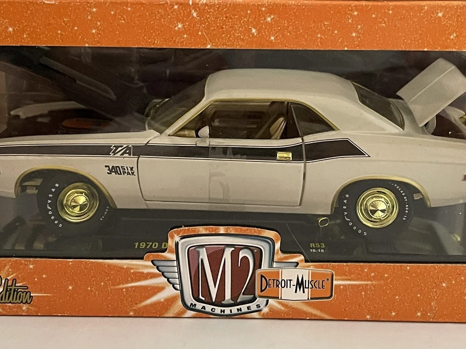 M2 MACHINES ( CHASE ) 1970 DODGE CHALLENGER T/A 1 OF 500 R53 DETROIT MUSCLE 1:24 - Image 2 of 4