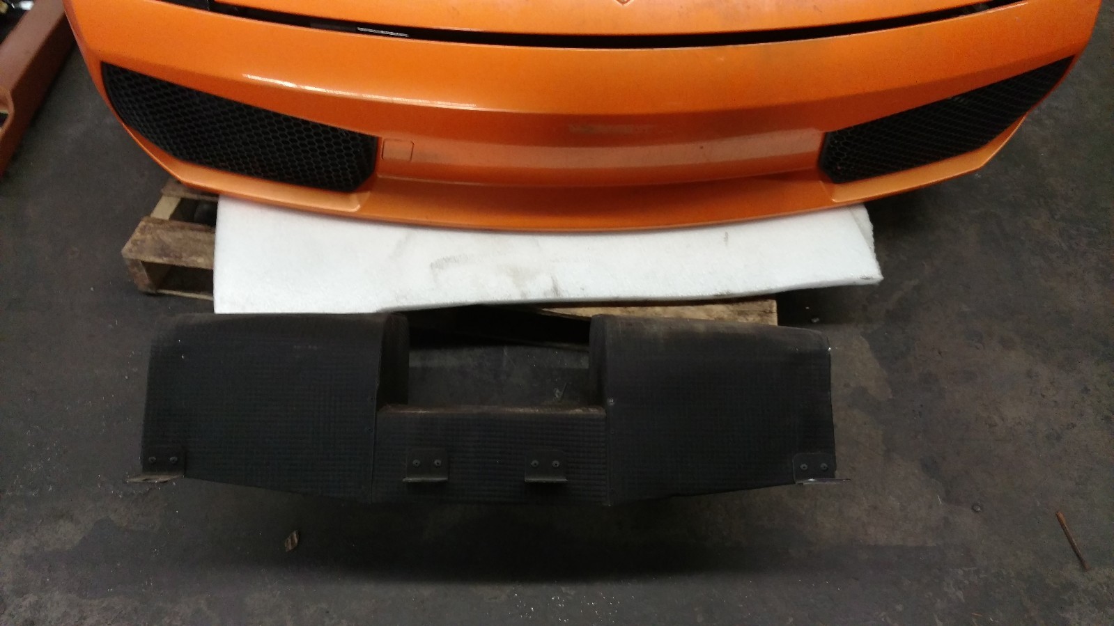 LAMBORGHINI GALLARDO EXHAUST HEAT SHIELD COVER OEM 407251413C