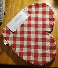 Rachel Zoe Valentine's Day 4-pack Red Checked Heart Shaped ❤️ Placemats 