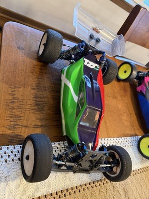 Team Associated AE RC10 B6D 2WD 1/10 Scale Buggy ARTR