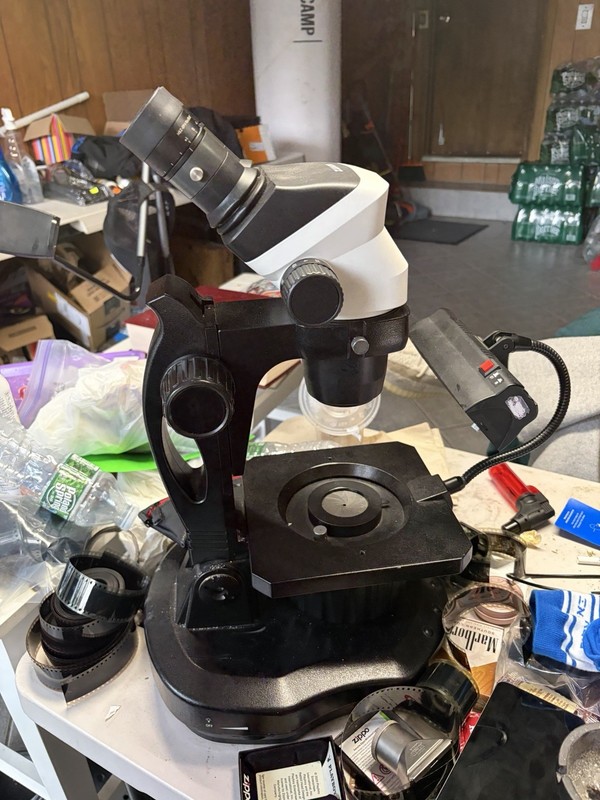 Huvitz HSZ-645 Stereo Binocular Microscope