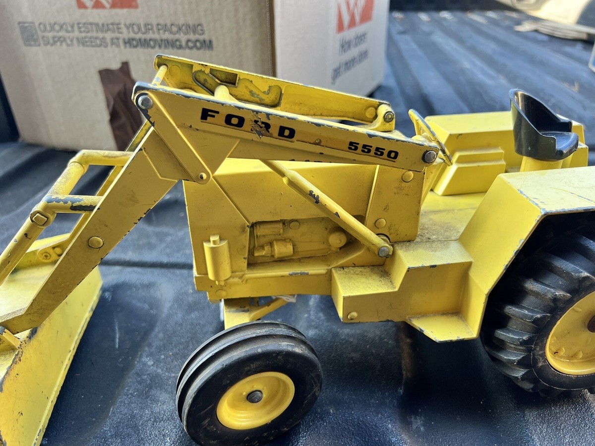 vintage Ertl Ford 5550 Tractor Backhoe Loader 1/12 Scale Diecast
