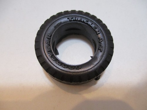 Junkyard Spare Model Parts Vintage Jeep CJ-7 Monogram 1:24 OFF ROAD PARTS ONLY - Picture 2 of 10