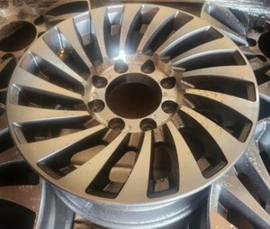 SINGLE 17.5" X 6.75"  ALUMINUM TRAILER WHEEL 8-LUG ON 6.5 INCHES -  GRAY