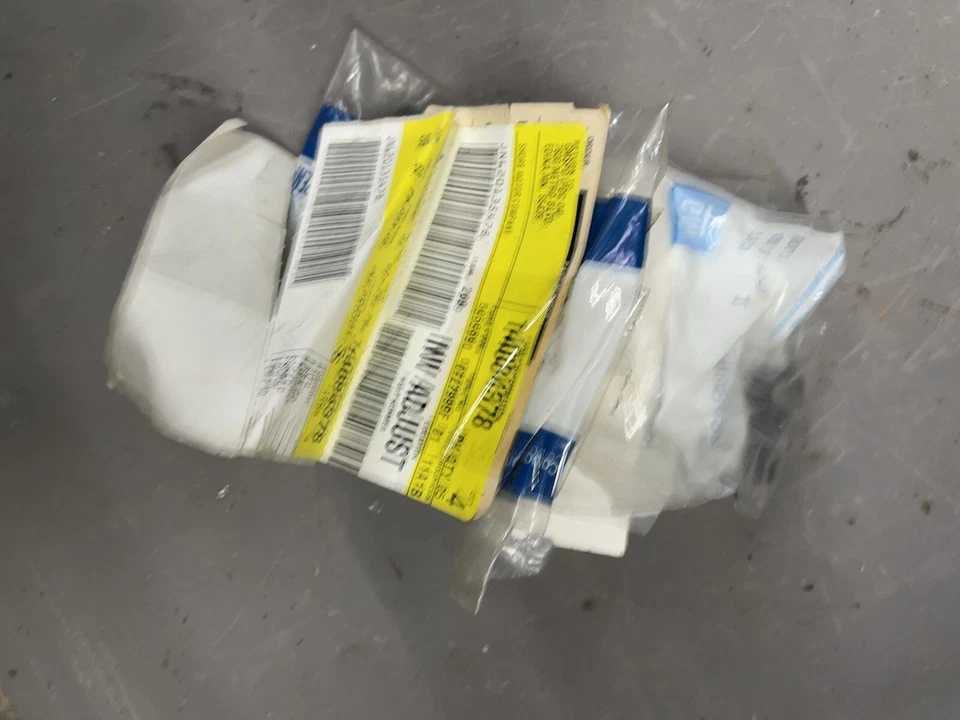 Nuevo de Lote Antiguo Pernos Colector de Escape Chevy GMC C/K Camioneta V8 1985-1989 Silverado Foto 4 de 4