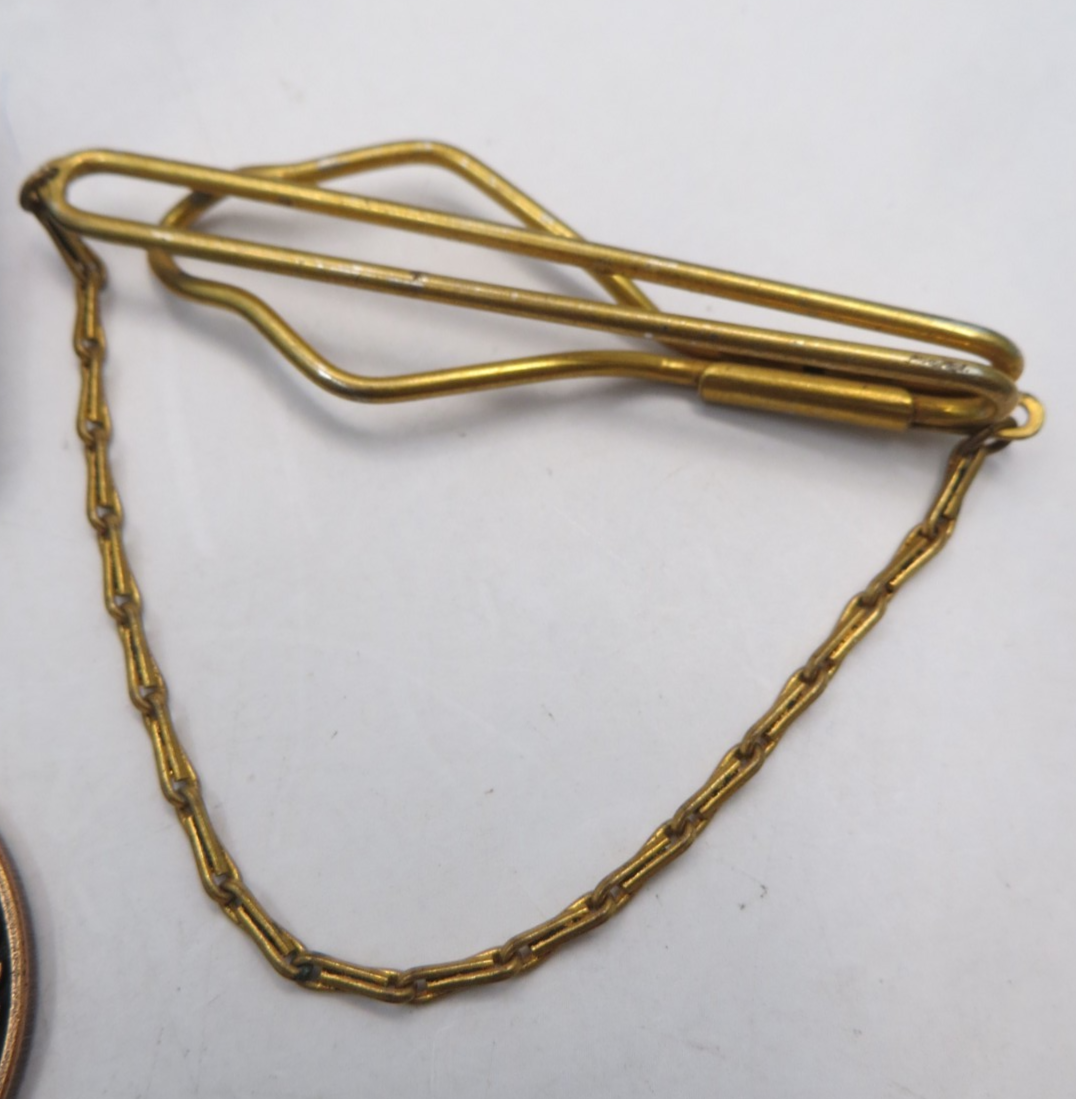 Vintage Lot Gold-tone Tie Clip with Chain 1947 & Band Blue Ribbon Medal ...