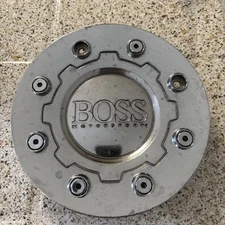 ONE USED BOSS MOTORSPORTS CHROME CENTER CAP 3159 AEWC