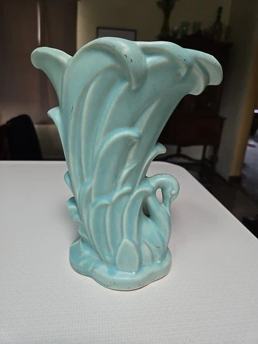 Vintage McCoy Pottery Blue Swan Vase Made In 1940s In Excellent Shape.