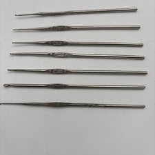 Lot 7 mixed Vntg Crochet Hooks: Boyle  3, 4, 9, 9, 10, Magnolia 11, Hero 00