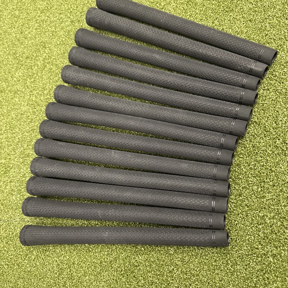 Empuñaduras Titleist Golf Pride Tour Velvet 360 Blackout tamaño estándar Foto 4 de 4