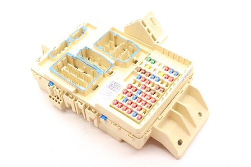 22-23 Kia EV6 Interior Cabin Fuse Box - Picture 3 of 8