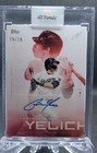 2019 Topps X Lindor Christian Yelich Generational Icons Auto Red /10 13D-A 