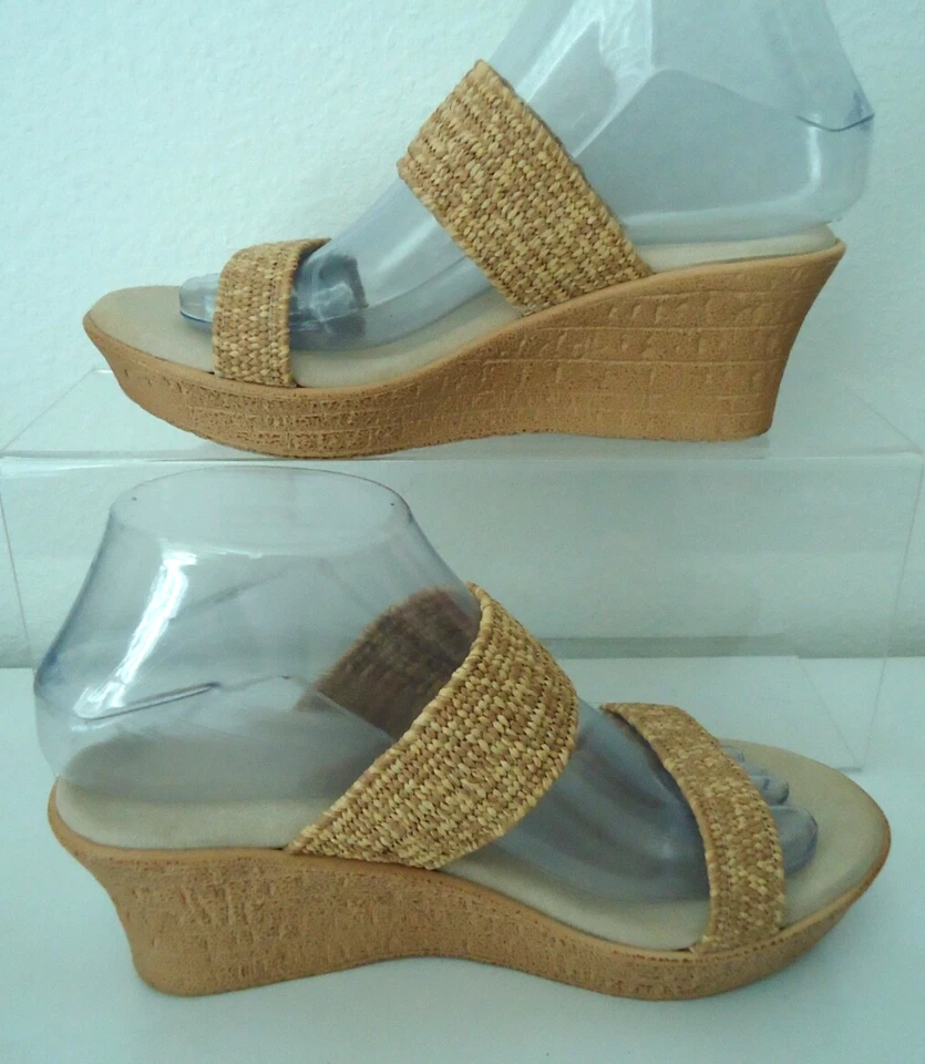 ISLAND HAWAII Women's Elastic Upper Beige Wedge Sandal Size-7/37 - Image 3 of 4