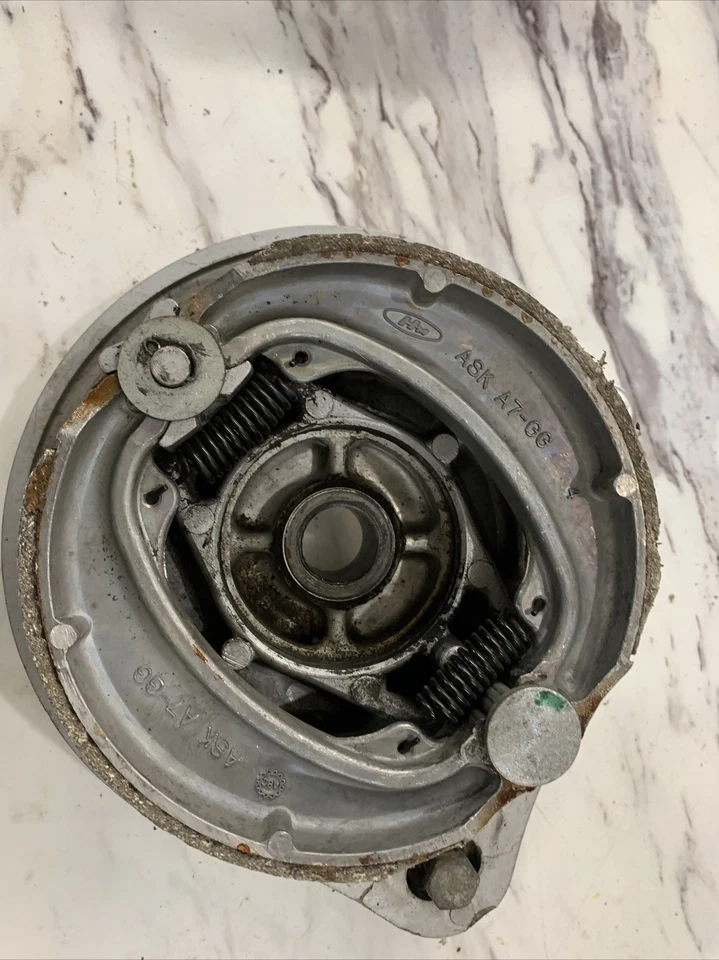 1975 1976 Honda MT250 MT 250 Rear wheelbreak hub assembly Rear Wheel Hub - Image 2 of 2