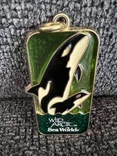 VTG SEA WORLD Wild Arctic Whale & Baby Stained Glass Keychain Pretty Unique