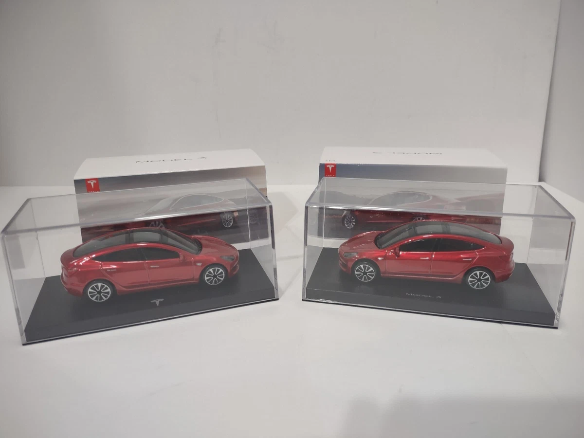 Burago Tesla Model 3 Diecast Car Red 1:43 Scale Die Cast Metal Display Lot  Of 2