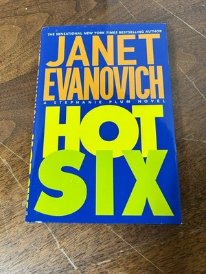 Hot Six by Janet Evanovich Book Hard Cover Very Good Condition