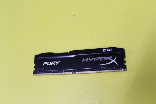 HP Kingston Fury HyperX Hp26d4u9d8me 
