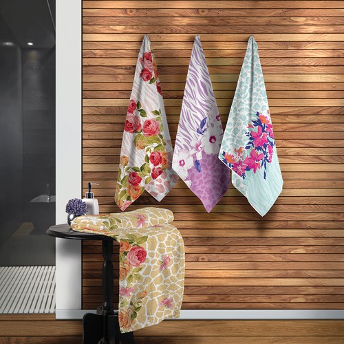 Bath / Beach Towel with Floral and Animal Pattern. 1 Bath Towel. - Picture 16 of 26