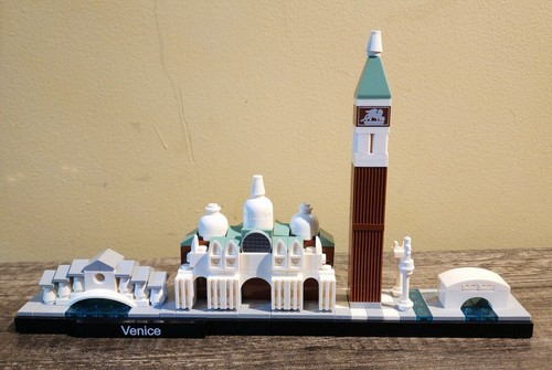 Architecture Skylines Venice | 212 Pieces, Complete Set, #'d Bags, Manual - 第 1/4 張圖片