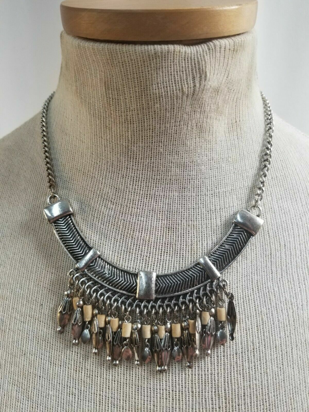 AMERICAN EAGLE Signed Silvertone Statement Neckla… - image 1