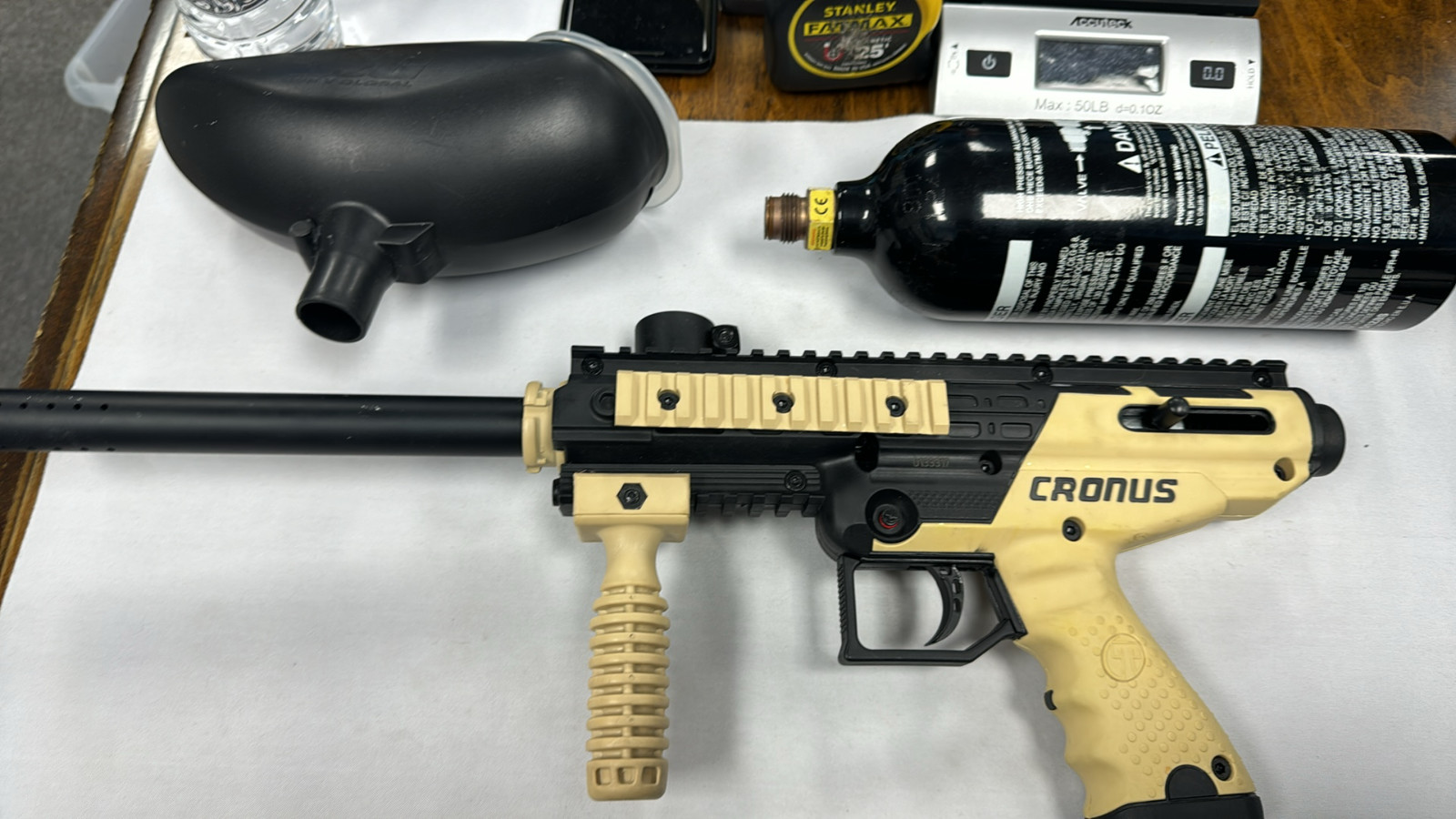 Tippmann  CRONUS T141001 Paintball Gun - Beige/Black (B131)