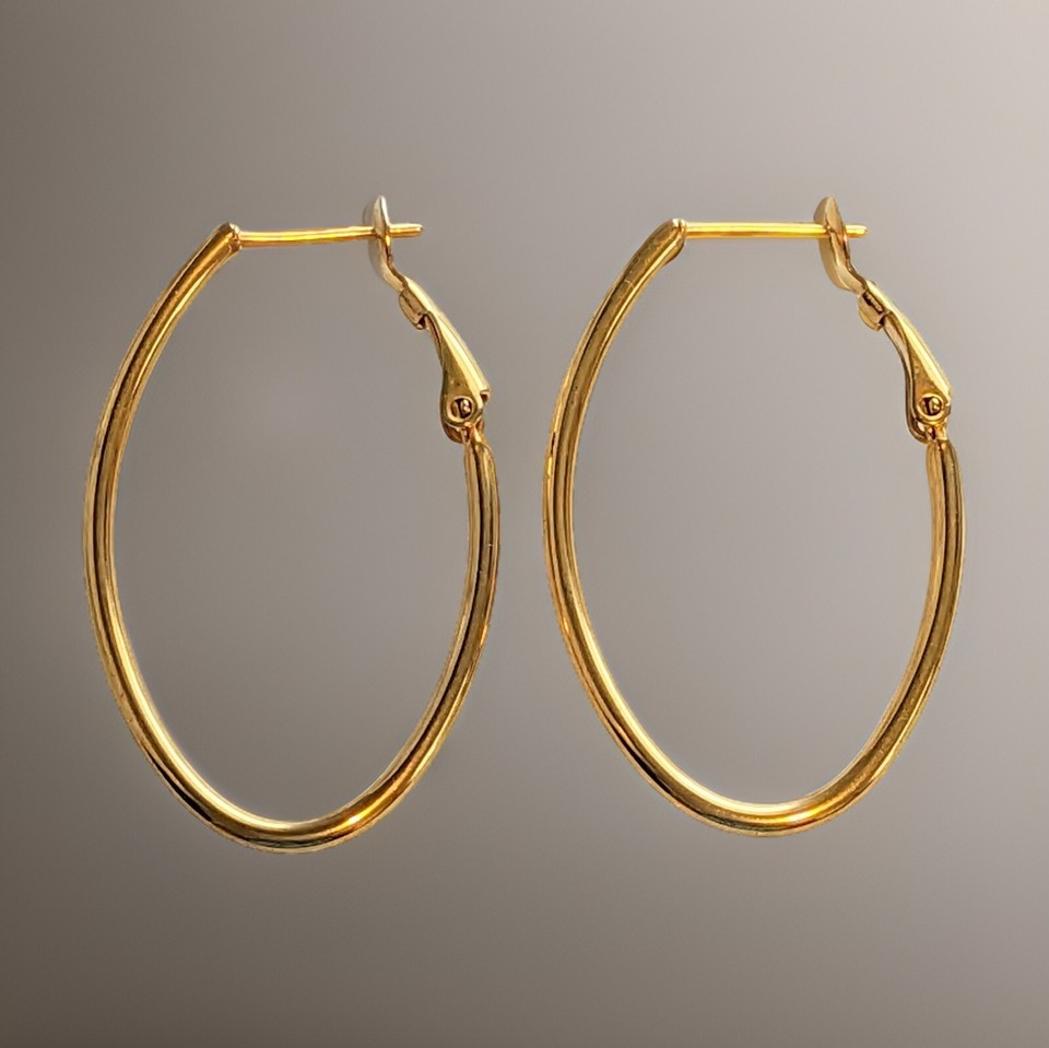 JEWELRY CRAFT MANF. (JCM) GOLD PLATED STAINLESS STEEL OVAL HOOP
