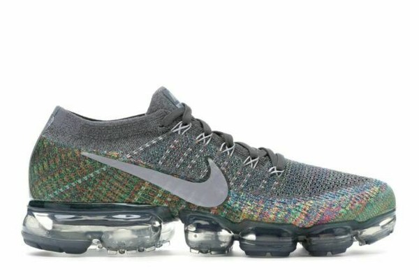 vapormax in grey